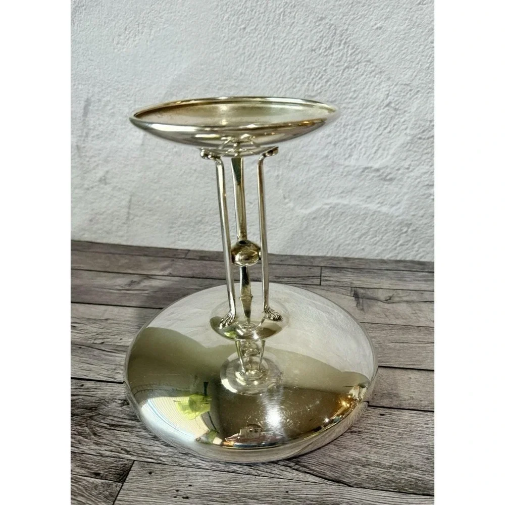 Vintage Imperial EPNS A1 Silver-Plated Pedestal Tazza Centerpiece Compote Bowl